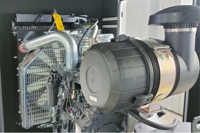 Дизельный генератор DE-65IS 47 кВт двигатель FPT (IVECO) Италия